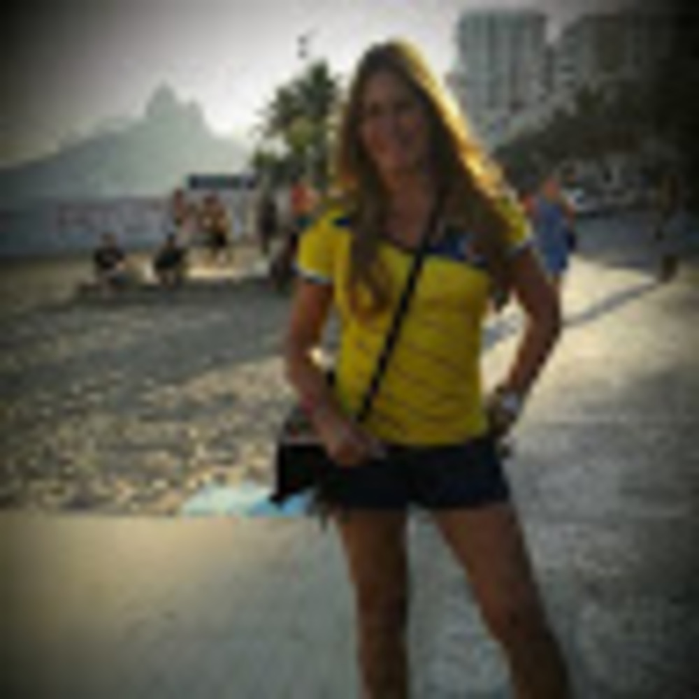 Meet your Posher, Connie